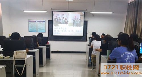 渭南商贸技工学校招生办电话和联系方式