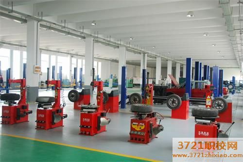 山东省轻工汽修工程学校汽车检测与维修专业