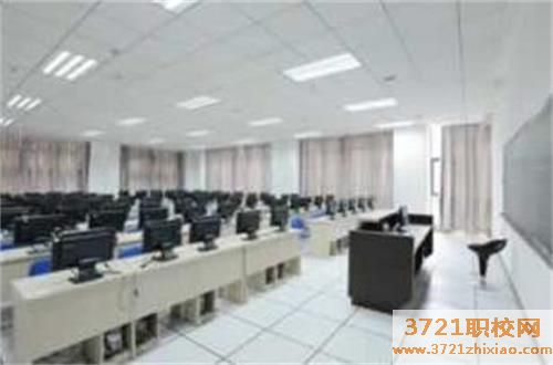 青岛市石化高级技工学校计算机应用与维修专业怎么样