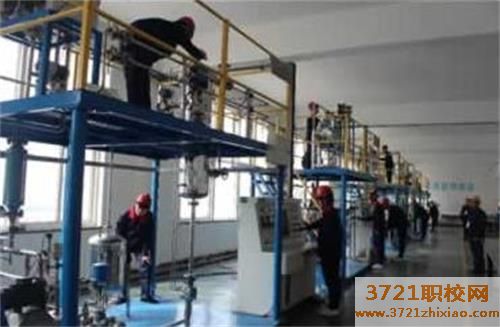 【青岛技校】青岛市石化高级技工学校化工工艺专业