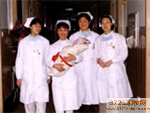 【青岛卫生学校】青岛卫生学校助产专业