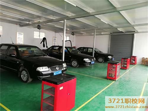 【石家庄中专学校】石家庄太行科技中等学校汽车运用与维修专业