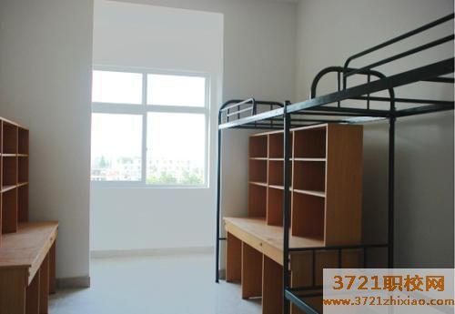 青岛中专艺术学校宿舍食堂