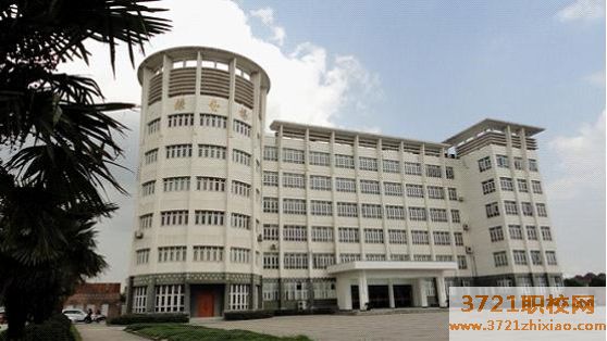 青岛上海戏剧学院艺术学校学费及收费标准