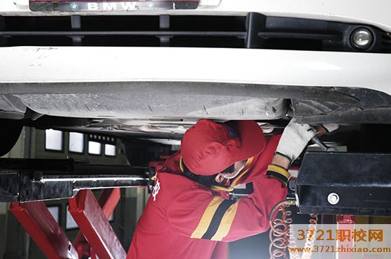 西安男生读汽修学校好吗?好就业吗