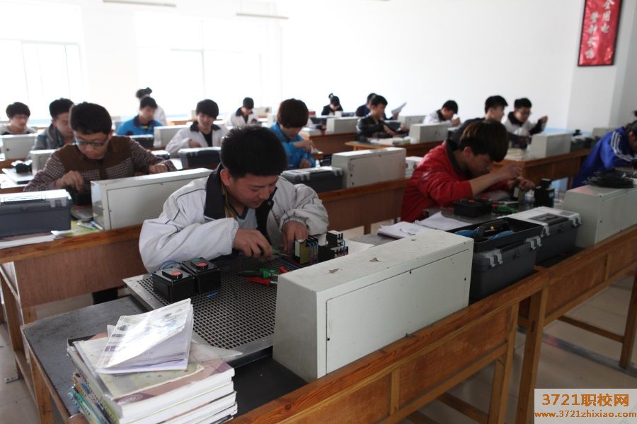 青岛市即墨区高级技工学校都有哪些专业