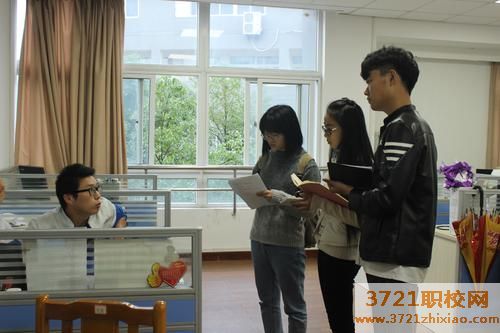 【西安职业学校】西安哪个汽车营销学校好及录取分数线是多少