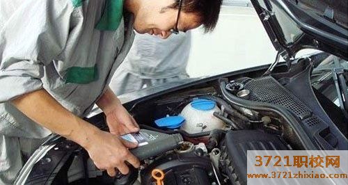 【石家庄职业学校】石家庄军兴信息工程学校汽车检测与维修技术专业