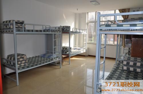 青岛供销职业中等中专专业学校宿舍食堂