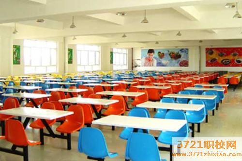 青岛供销职业中等专业学校食堂情况