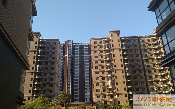 青岛海洋技师学院学费及收费标准