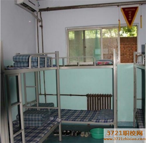 【运城职业学校】运城实强汽车科技学校的宿舍条件和食堂情况