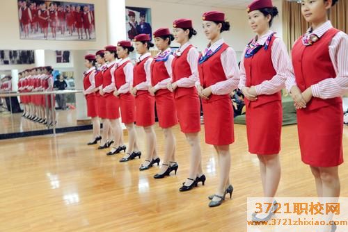 西安有什么好的高铁乘务学校