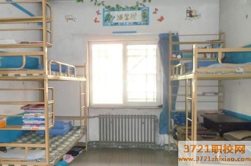 石家庄柯棣华职业专修学院的宿舍条件