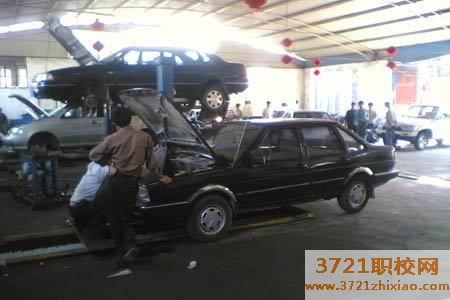 西安汽车维修学校哪个好?西安汽车维修学校哪家好?