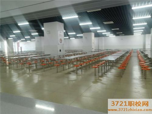 石家庄财经商贸学校食堂情况