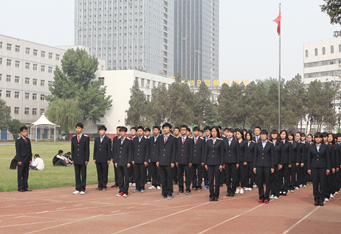 西安初中想读高铁乘务专业,哪个学校好