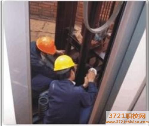 【郑州电梯学校】郑州市黄淮职业技术学校电梯运行于维护专业