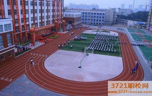 【郑州铁路学校】郑州铁路司机学校录取分数