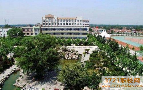 济南高铁职业学校的分数线以及收费情况