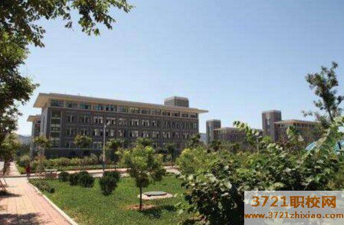 【济南铁路学校】济南铁路局学校学费多少钱