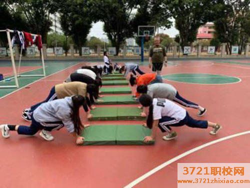 青岛技术学校哪个好