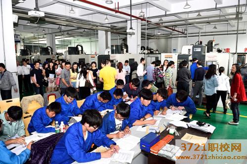 青岛高级技工学校有哪些