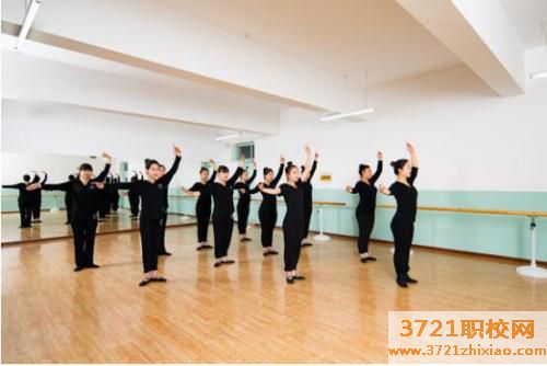 青岛好的技校都有哪些