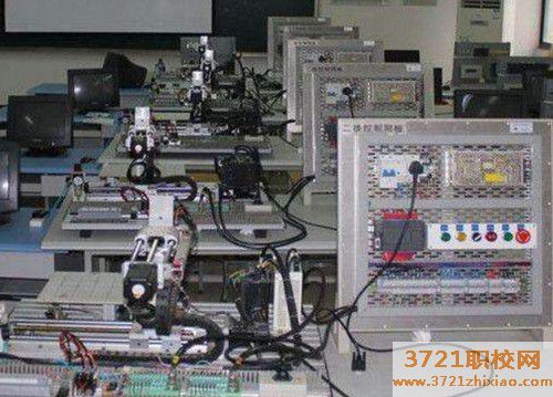 【青岛铁路学校】青岛初中毕业后能去上铁路铁路学校吗