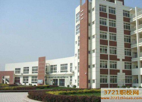 青岛铁路技校毕业后好找工作么出来分配吗