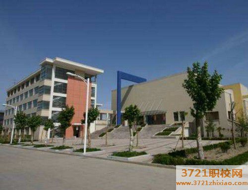 【运城高铁学校】运城高铁职业学校的分数线以及收费情况