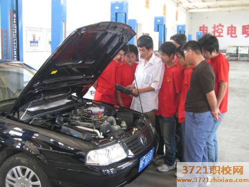 【石家庄汽车维修学校】石家庄哪里学汽车维修好