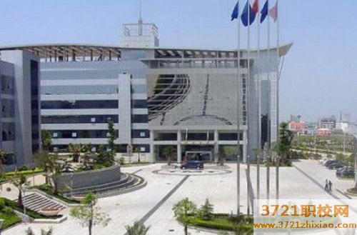 【青岛汽修学校】青岛哪里有汽修学校