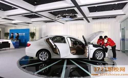 【石家庄汽修学校】石家庄学汽修到哪个汽修职校