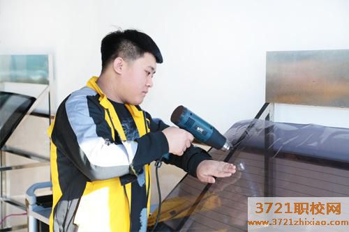 石家庄学汽车维修学校哪家好