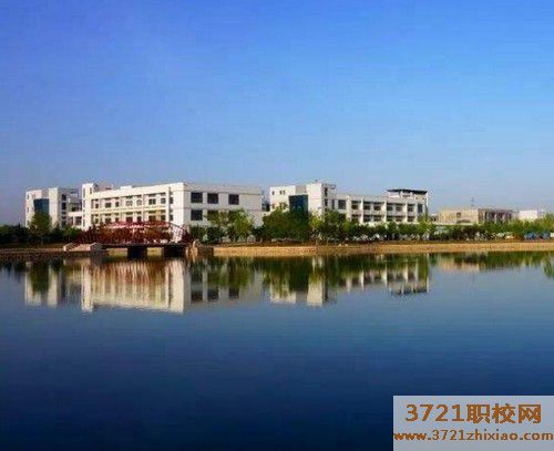 【青岛汽车维修学校】青岛汽车维修培训学校就业前景好不好