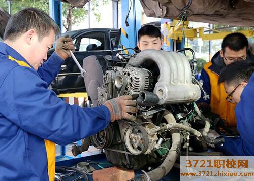 【石家庄汽修学校】石家庄学汽修哪家好，石家庄学汽修哪里好