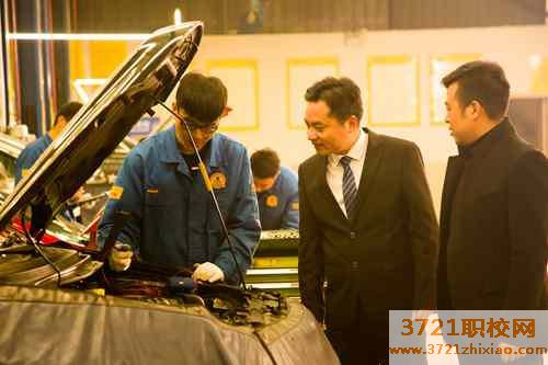 初中毕业想学汽修、郑州哪些职业学校好点