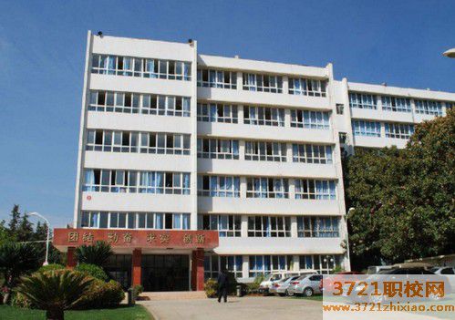 【青岛汽车修理学校】青岛汽车修理学校哪家好