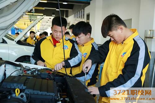 郑州哪家汽修培训学校好？郑州哪家汽修学校好