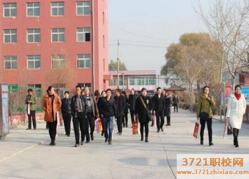 初中毕业想学汽修、太原哪些职业学校好点