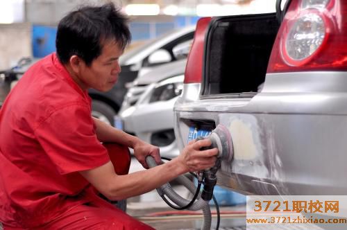 【郑州汽修学校】郑州汽修职业学校地址