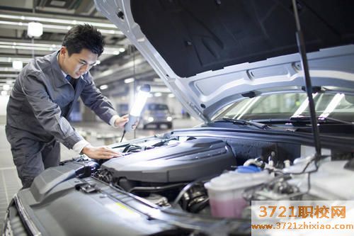 【郑州汽修学校】郑州去哪里学汽修好