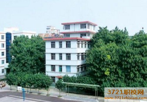 【太原汽车美容学校】太原哪里有汽车美容培训学校