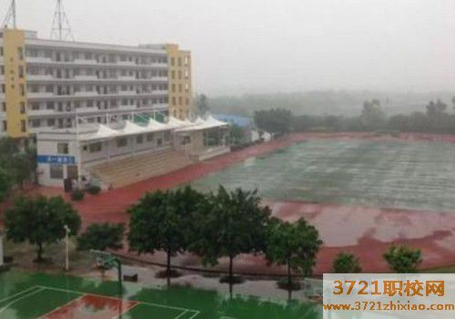 【太原汽车美容学校】太原哪里有学汽车美容的