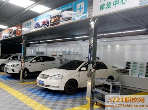 【太原汽车美容学校】太原靠谱的汽车美容培训班
