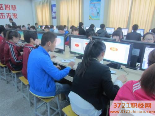 【郑州动漫学校】郑州哪里学动漫设计