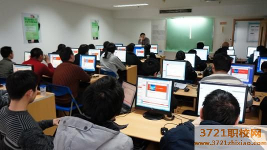 郑州女生学计算机专业好吗