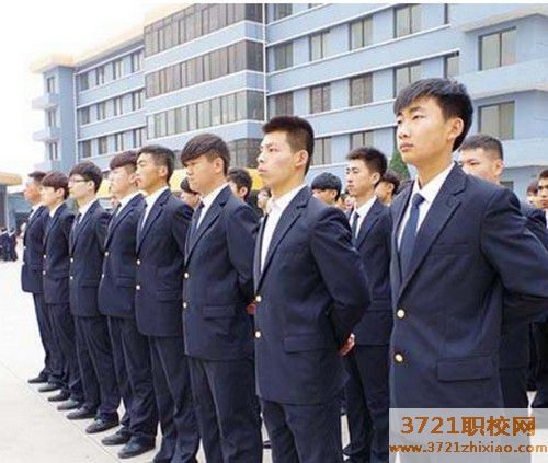 太原学汽车美容学费