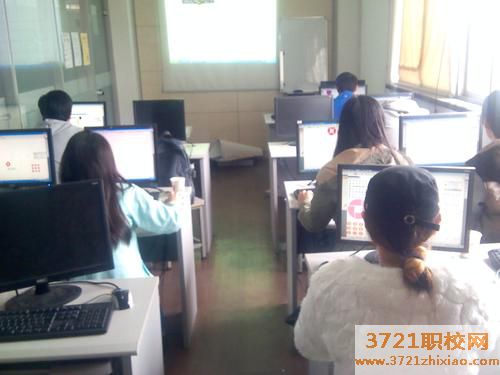 石家庄学平面设计哪个学校好